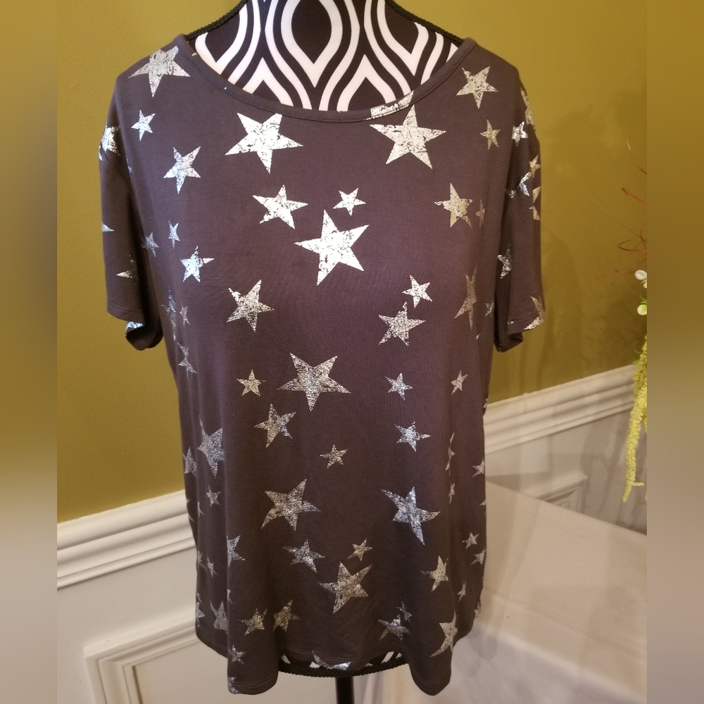 Justice Girls Gray Silver Stars Tee Shirt Size 18/20 Short Sleeves